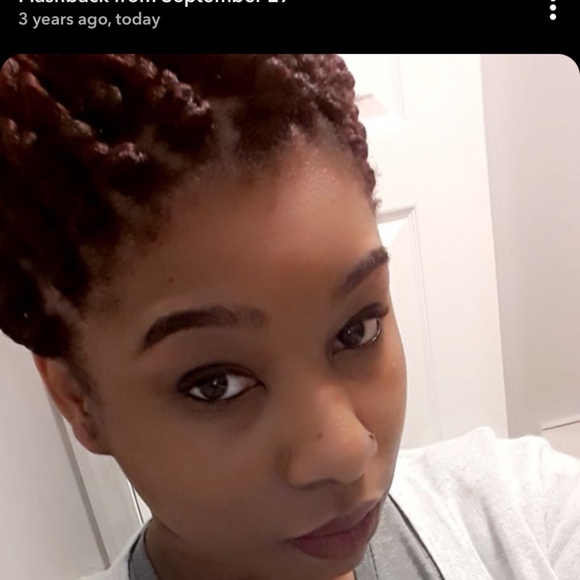 Meet your Posher, Aleesha - Picture 1 of 1